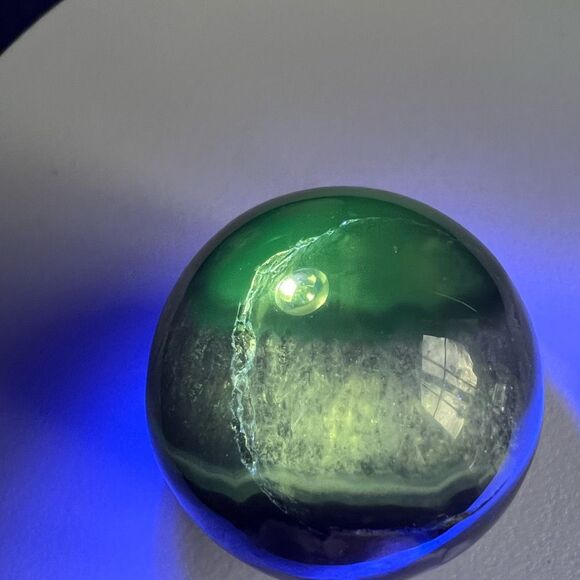 Volcano Agate Sphere UV Reactive (#3) - Picture 3 of 12